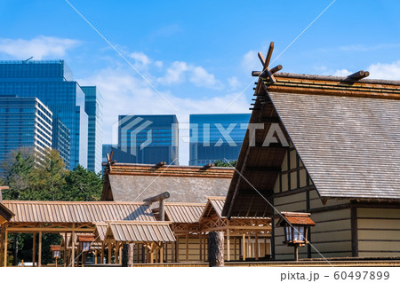 大嘗宮と高層ビル群 大嘗宮と高層ビル群 60497899