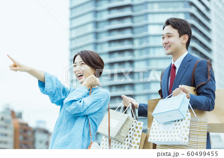 ショッピング 都心 都市生活 ショッピング 都心 都市生活 60499455
