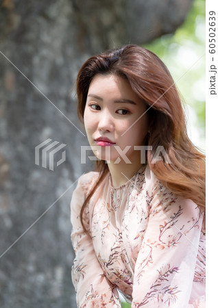 女性 女 女の子 60502639