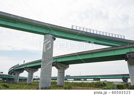 ジャンクション　高速道路　高架橋　橋脚　土木 60503525