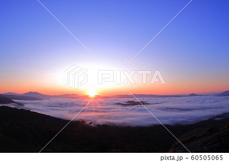 美幌峠の雲海と日の出 北海道 の写真素材