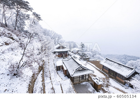 韓国の風景 節 山寺 60505134
