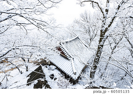 韓国の風景 節 山寺 60505135