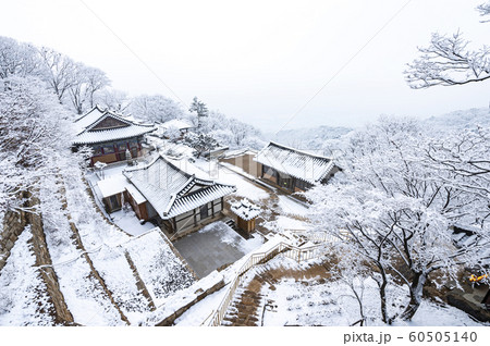 韓国の風景 節 山寺 60505140