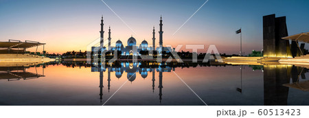 Sheikh Zayed Grand Mosque reflected on the water 60513423