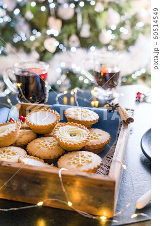 Warm cosy composition of traditional english 60514549