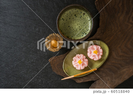 和菓子　練り切り　Japanese confectionery Nerikiri  60518840