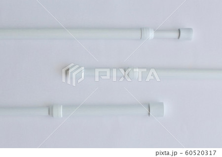 突っ張り棒　つっぱり棒　つっ張り棒　テンションポール 60520317