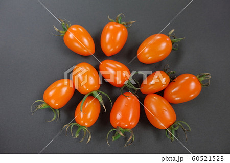 トマト 60521523