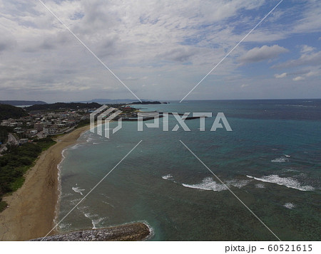沖縄本島 西海岸〜ドローンで空撮(国道58号線沿い/沖縄県国頭郡国頭村) 沖縄本島 西海岸〜ドローンで空撮(国道58号線沿い/沖縄県国頭郡国頭村) 60521615