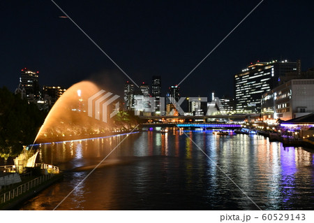 大阪・天満橋、八軒家浜船着場の夜景 60529143