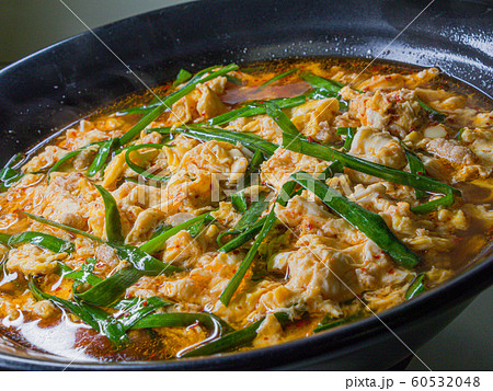 辛麺 60532048