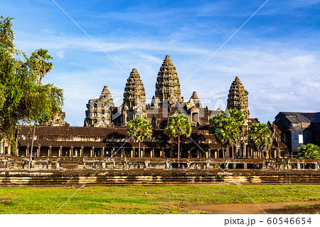 Angkor wat, Hindu temple in Siem reap. 60546654