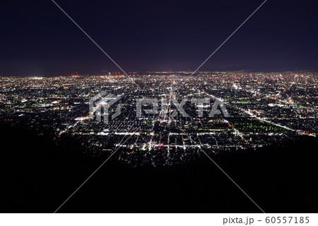 「生駒山ぼくらの広場」から見た大阪夜景 「生駒山ぼくらの広場」から見た大阪夜景 60557185