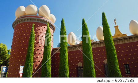 Dalí Theatre and Museum ダリ劇場美術館　スペイン　フィゲラス 60557538