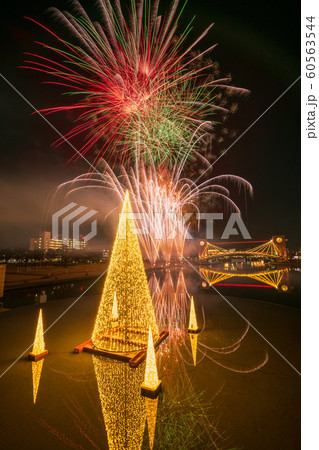 富岩運河環水公園　花火 60563544