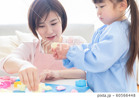 保育 紙粘土工作 保育 紙粘土工作 60566448