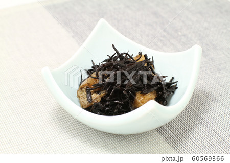 油揚げとヒジキの煮物、ひじき煮 60569366