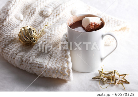 hot chocolate drink with celebration decorations hot chocolate drink with celebration decorations 60570328