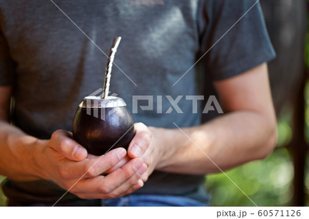 man drinking mate 60571126
