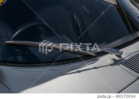 ワイパー　old car Windshield wiper (Windscreen wiper)  60572034