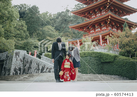 家族　七五三　ポートレート　撮影協力：高幡不動尊 60574413