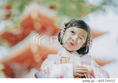 女の子　七五三　ポートレート　撮影協力：高幡不動尊 60574415