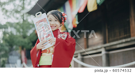 女の子　七五三　ポートレート　撮影協力：高幡不動尊 60574532