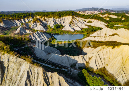 山脈 山並み 山並 60574944