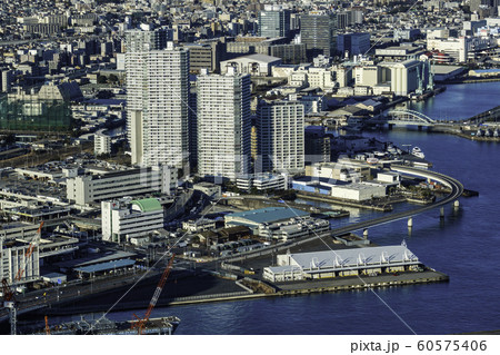 （神奈川県）ランドマークタワーから眺める、横浜・みなとみらい 60575406