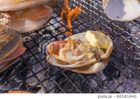貝の炭火焼 ほっき貝 34の写真素材