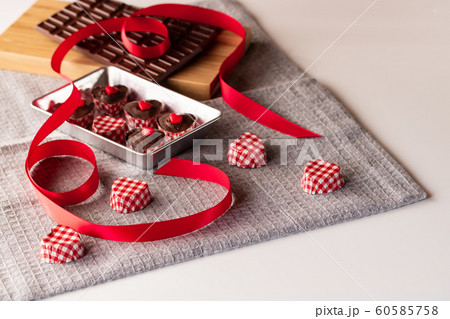 手作りチョコ 60585758