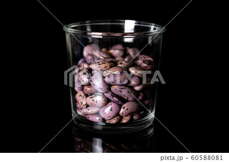 Pinto speckled bean isolated on black glass 60588081