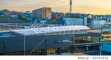 日本の横浜都市景観 羽沢横浜国大駅を望む 日本の横浜都市景観 羽沢横浜国大駅を望む 60591816