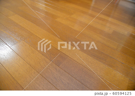 フローリングの床 60594125
