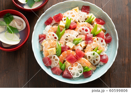 ちらし寿司と蛤の潮汁 60599806