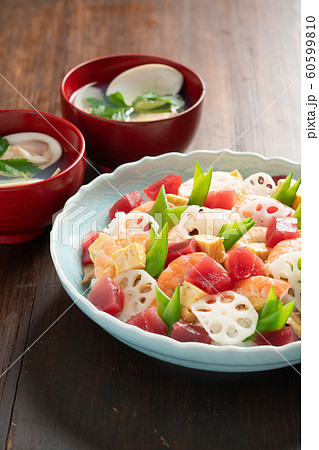 ちらし寿司と蛤の潮汁 ちらし寿司と蛤の潮汁 60599810