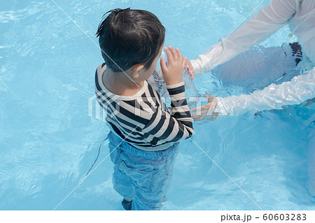 プール 着衣水泳 着衣泳 プール 着衣水泳 着衣泳 60603283