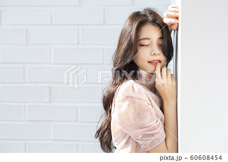 女性　ビューティー 60608454
