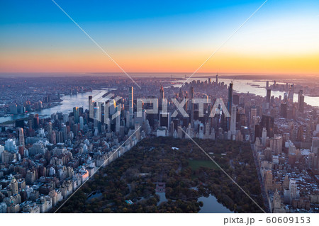《ニューヨーク》マンハッタン全景・航空写真 《ニューヨーク》マンハッタン全景・航空写真 60609153