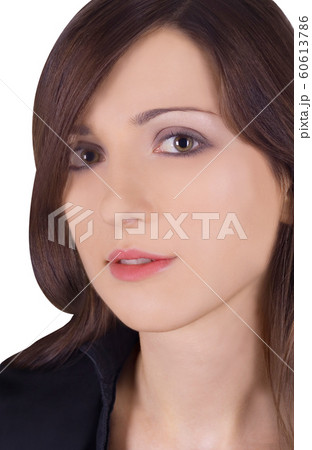 Portrait of a lovely young woman 60613786