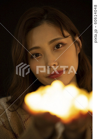 女性 ビューティー イルミネーション 女性 ビューティー イルミネーション 60614048