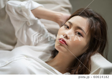 女性　ビューティー 60614182