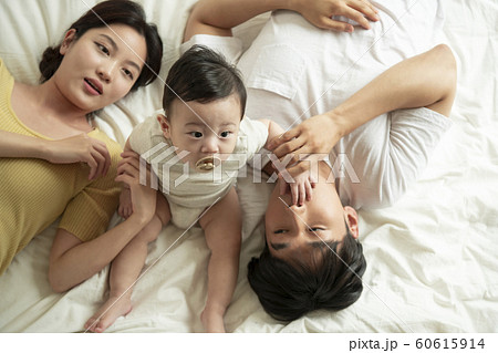 三人 3人 人 60615914