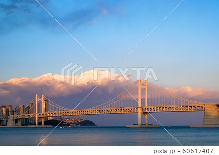 Diamond Bridge(Gwangan Bridge) in Busan,Korea Diamond Bridge(Gwangan Bridge) in Busan,Korea 60617407