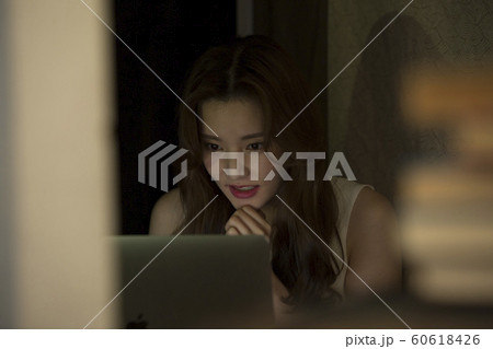 女性　ライフスタイル 60618426