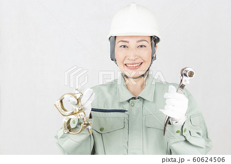 クランプ　足場　両口ラチェットレンチ　シノ　作業員 60624506