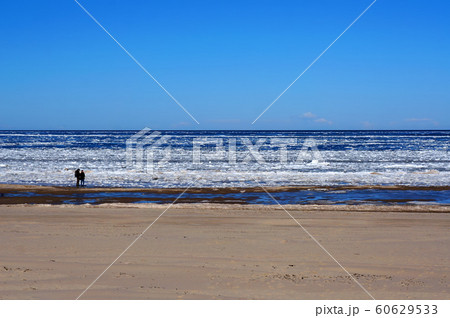 Ice hummocks on Baltic Sea in Jurmala, Riga Ice hummocks on Baltic Sea in Jurmala, Riga 60629533