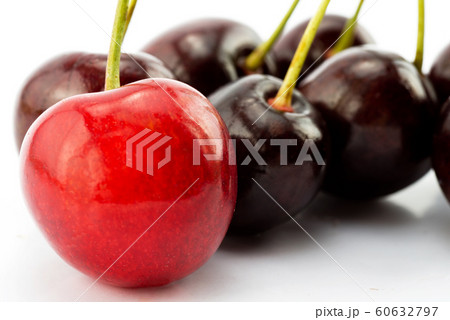 juicy sweet cherries juicy sweet cherries 60632797