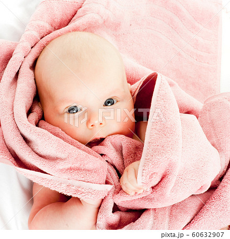 baby girl im towel baby girl im towel 60632907